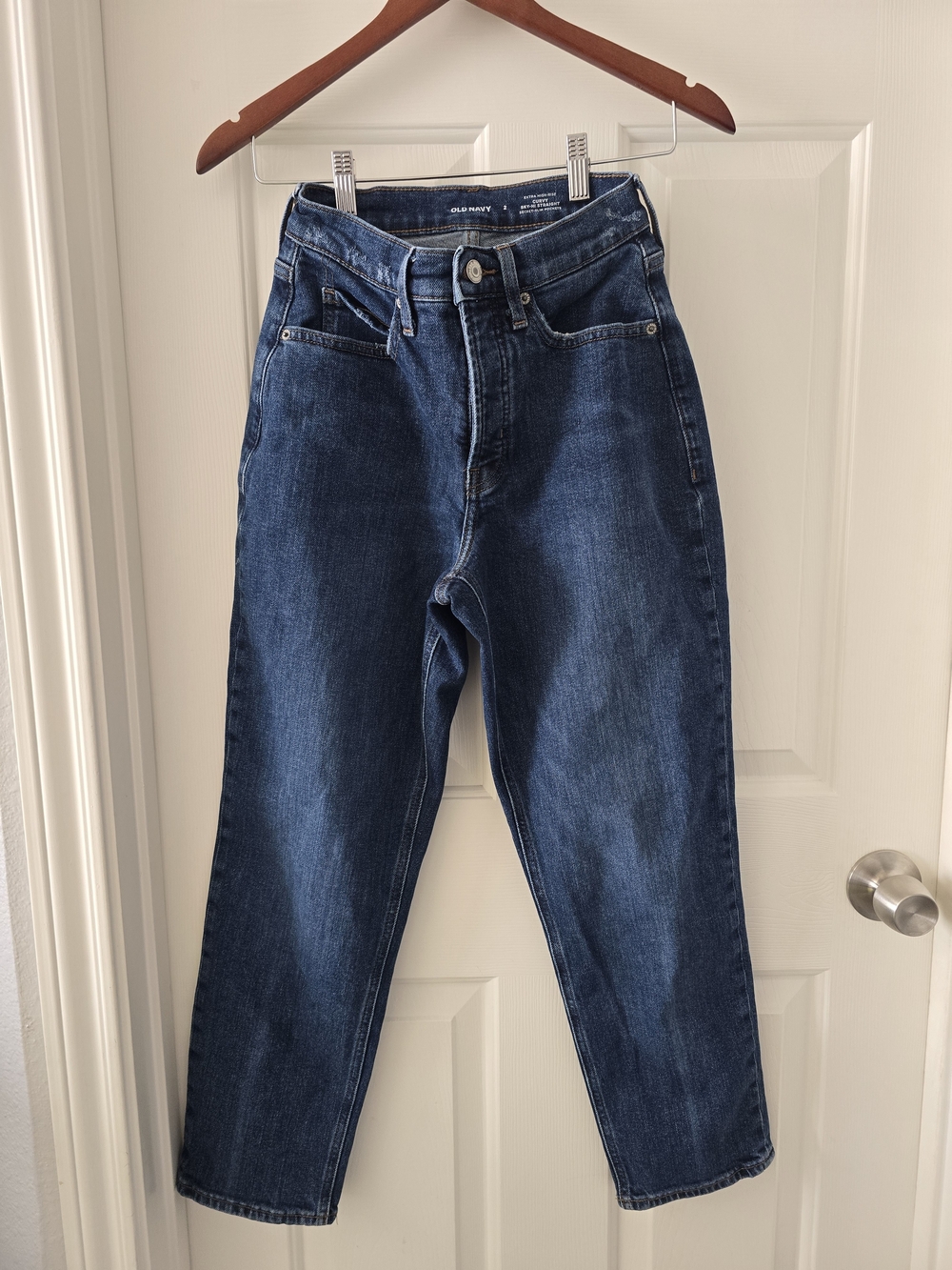 Old Navy Extra High Rise Curvy Sky-Hi Straight Jeans Size 2